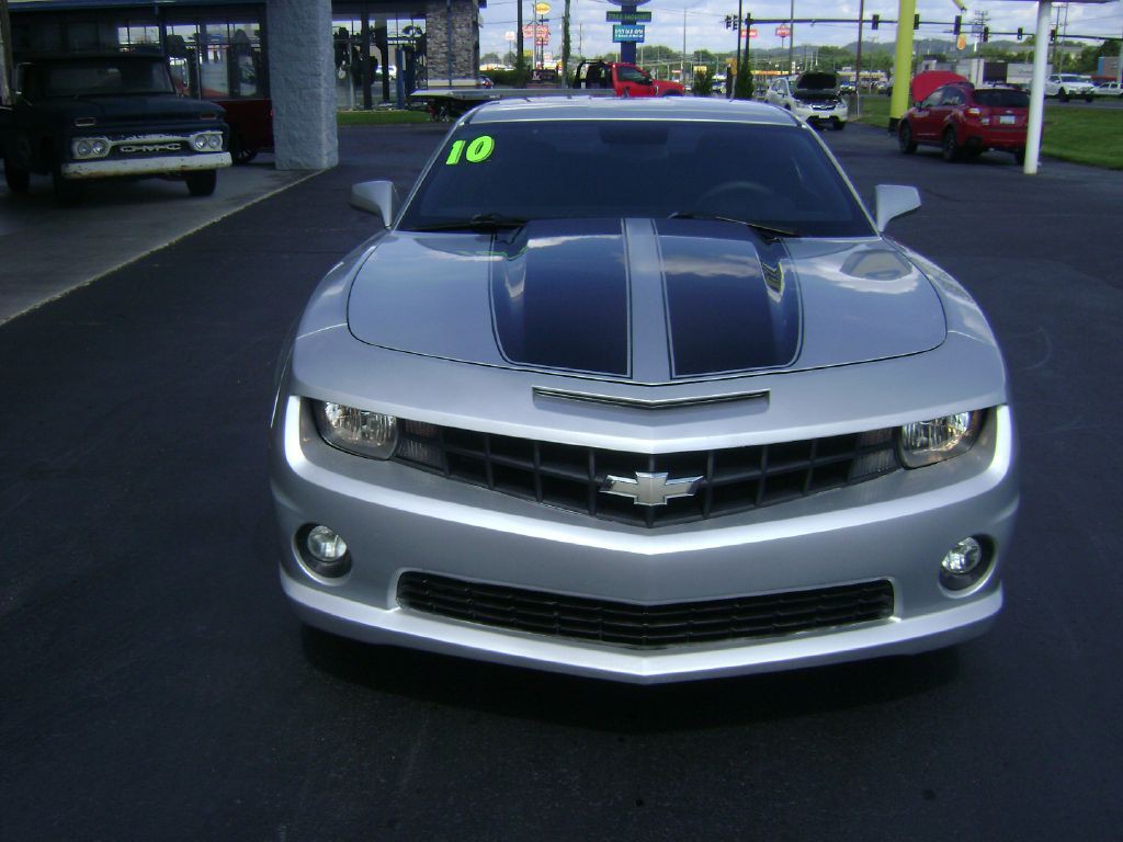 2010 Chevrolet Camaro Image 2