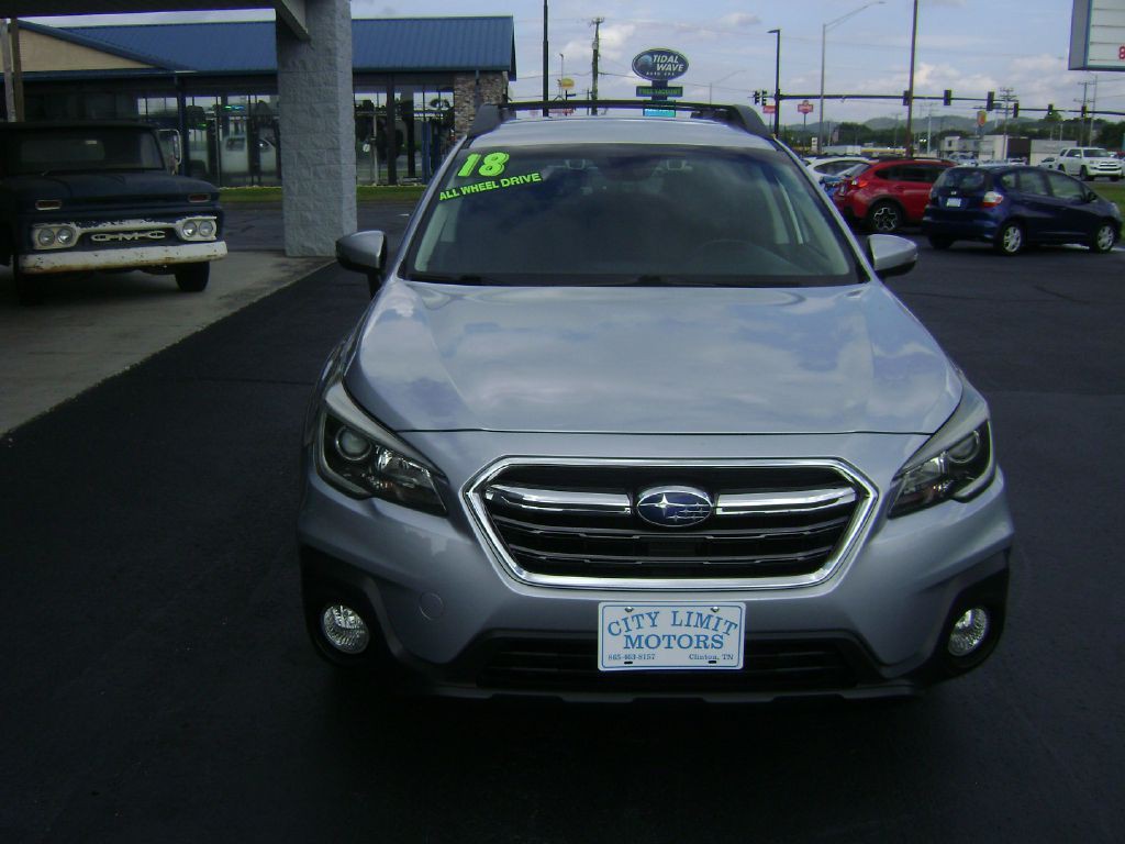 2018 Subaru Outback Image 1