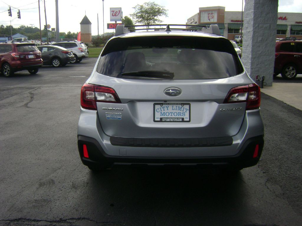 2018 Subaru Outback Image 5