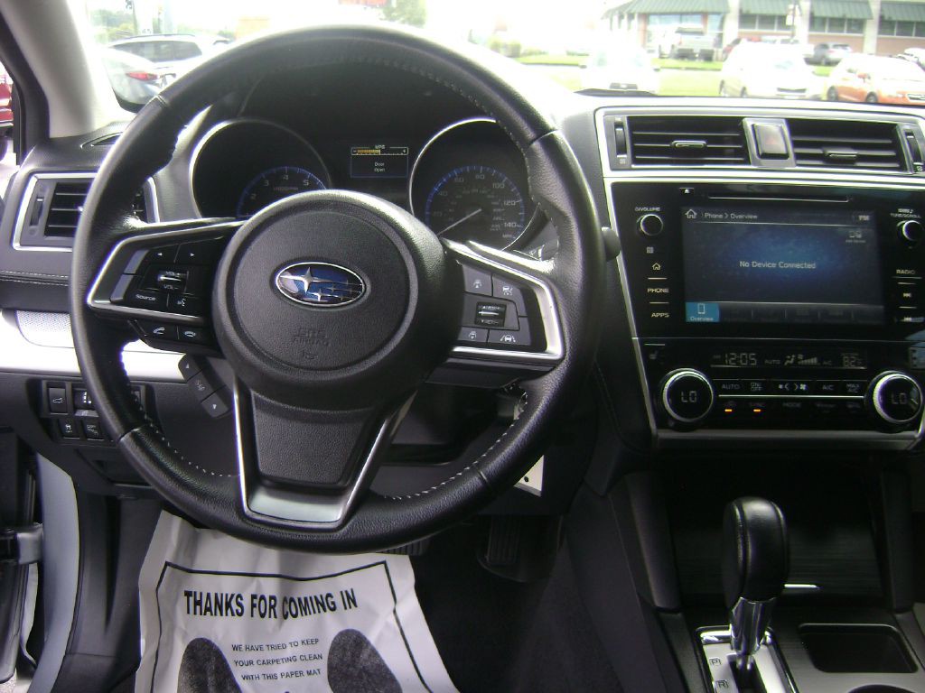 2018 Subaru Outback Image 12