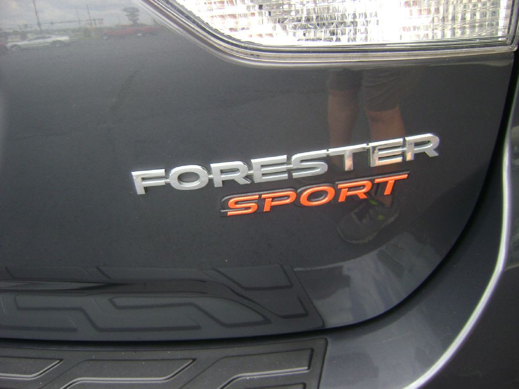 2020 Subaru Forester Image 19