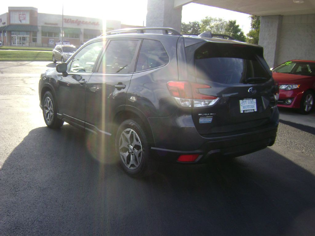 2022 Subaru Forester Image 5