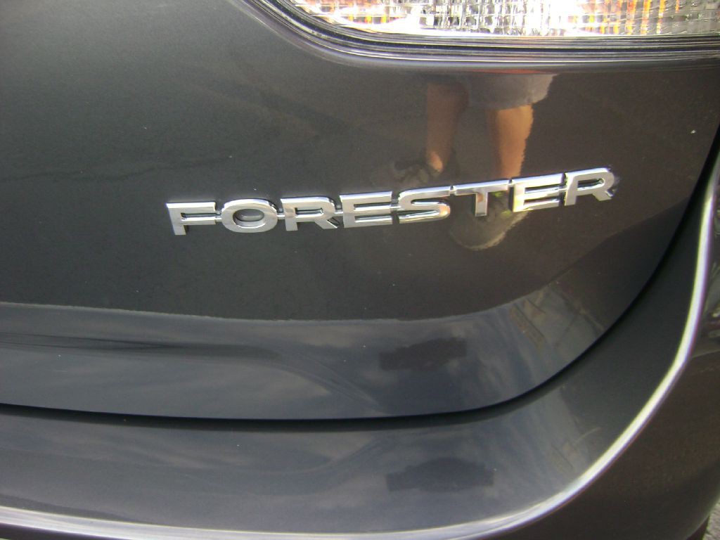 2022 Subaru Forester Image 18