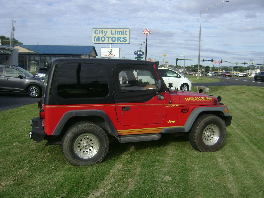 1997 Jeep Wrangler Image 1