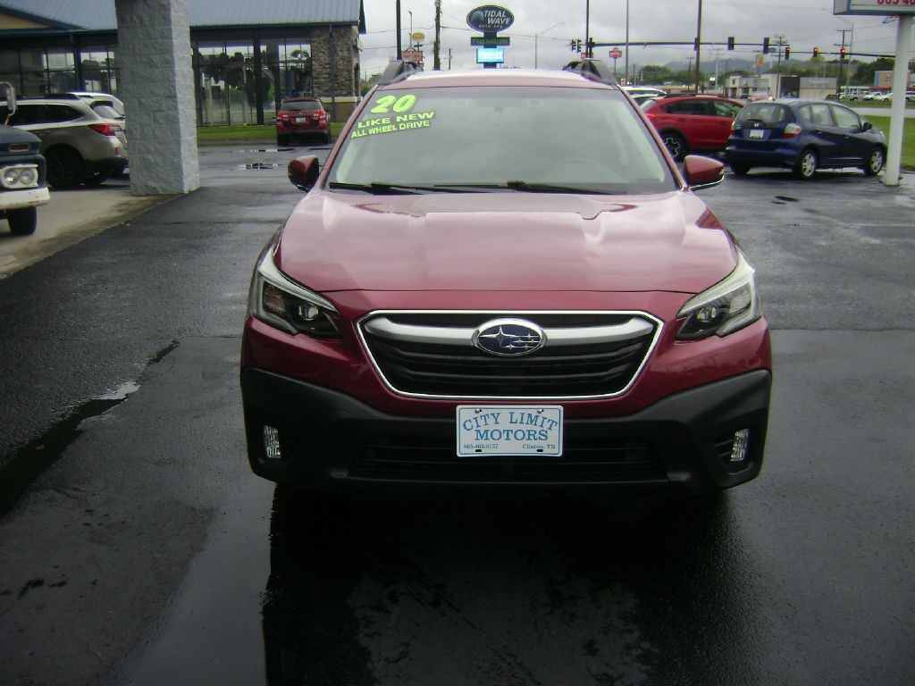 2020 Subaru Outback Image 2