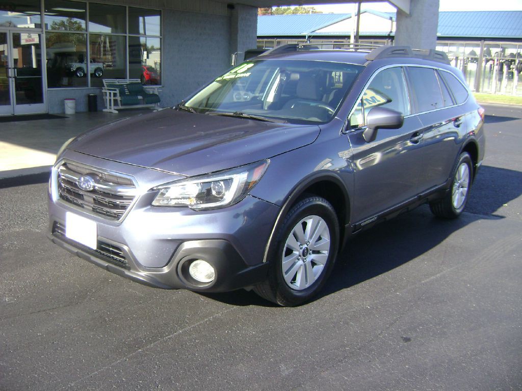 2018 Subaru Outback Image 2