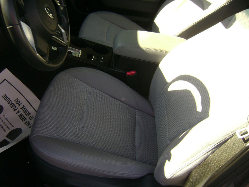 2018 Subaru Outback Image 8