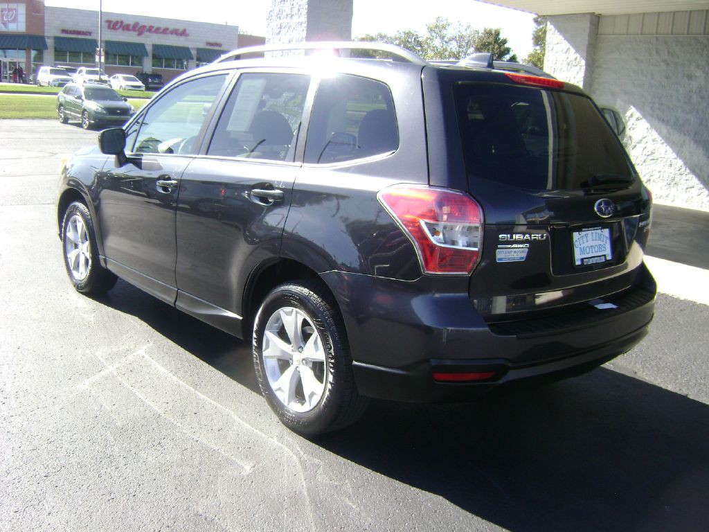 2016 Subaru Forester Image 5