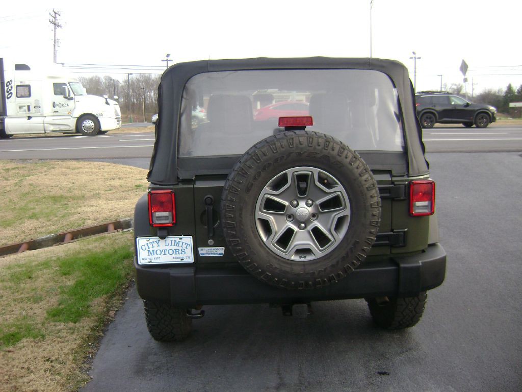 2015 Jeep Wrangler Image 6