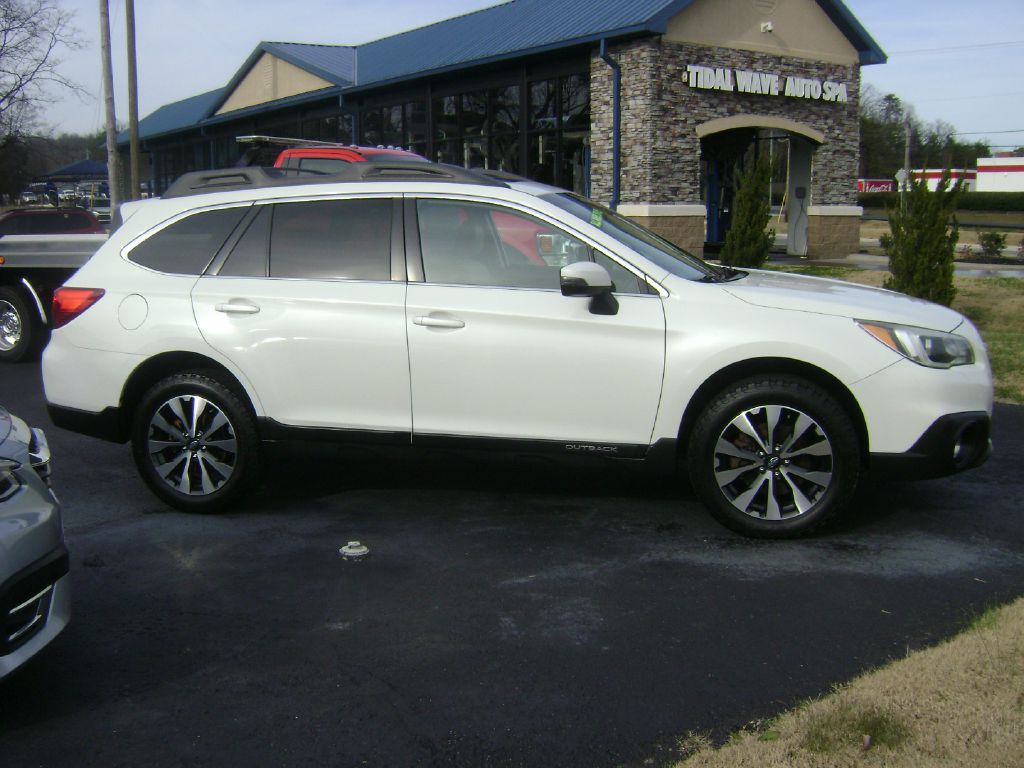 2015 Subaru Outback Image 7