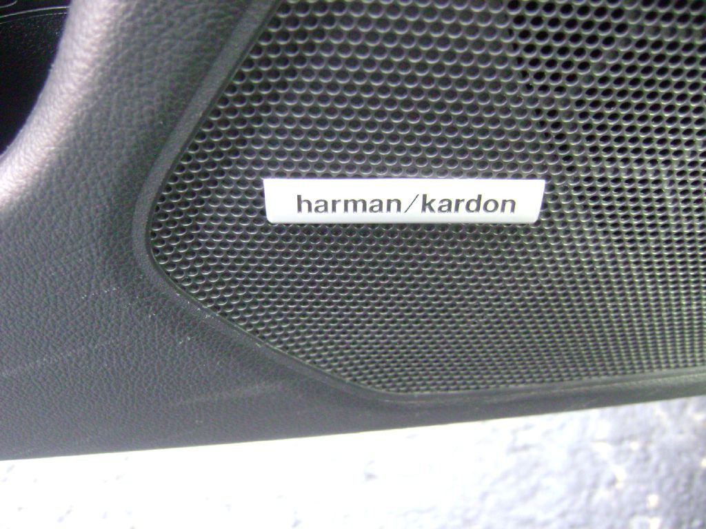 2015 Subaru Outback Image 12