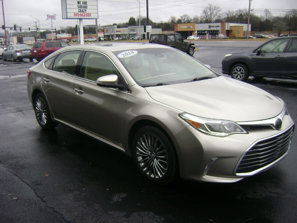 2018 Toyota Avalon Image 9