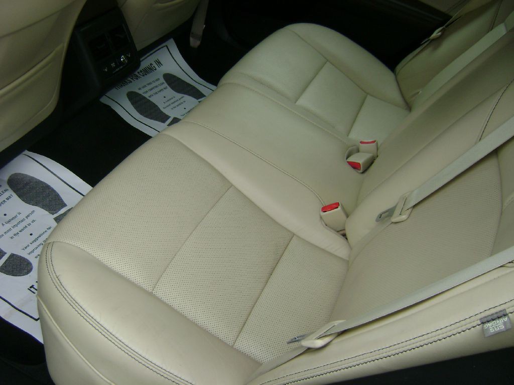 2018 Toyota Avalon Image 18