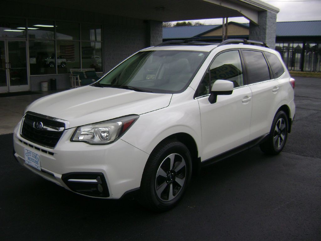 2017 Subaru Forester Image 3