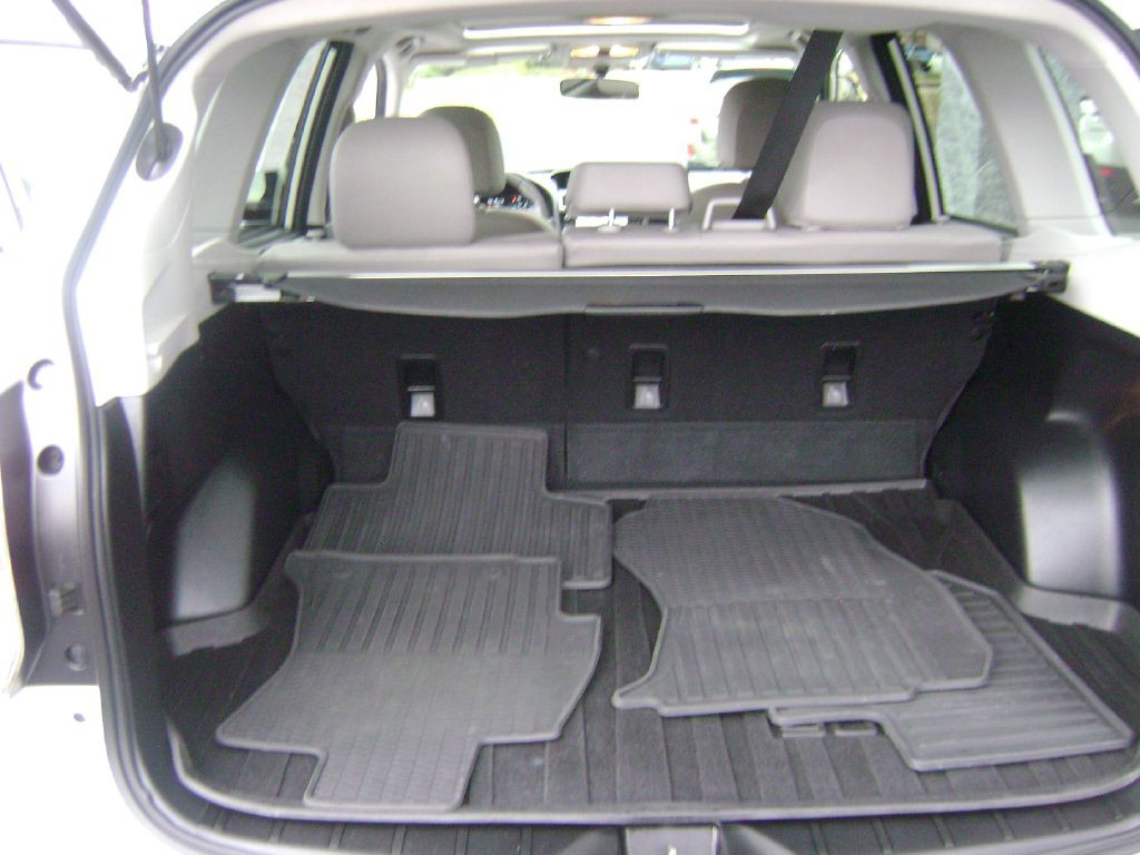 2017 Subaru Forester Image 17