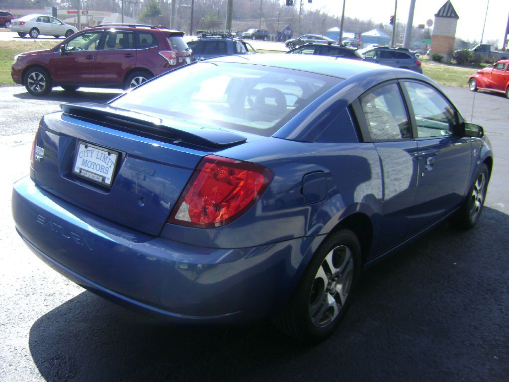 2005 Saturn ION Image 7
