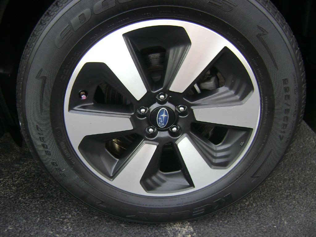 2017 Subaru Forester Image 20