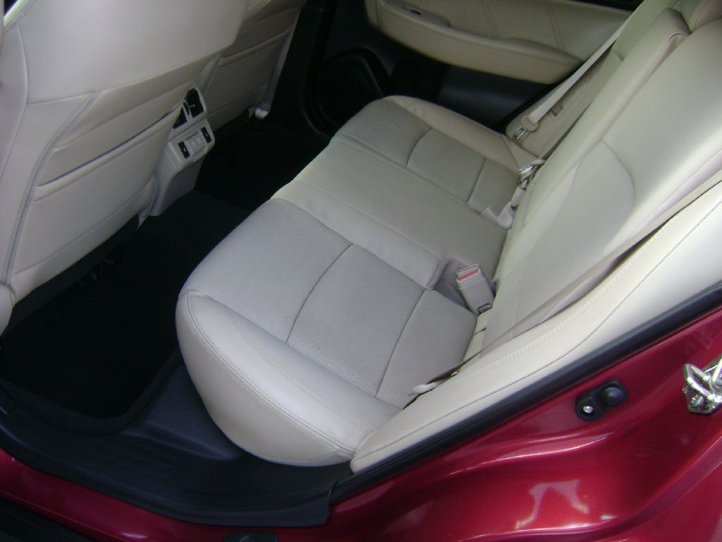 2019 Subaru Outback Image 16