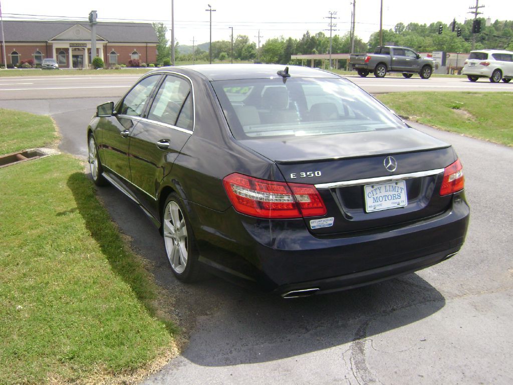2013 Mercedes-Benz E-Class Image 5