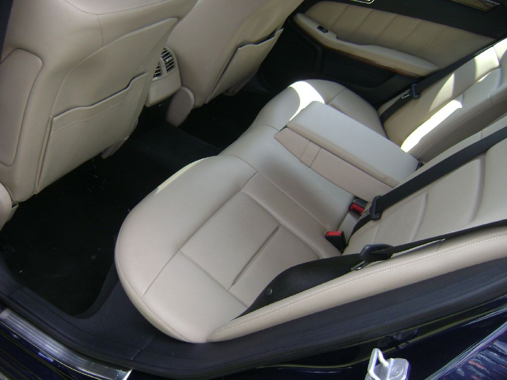 2013 Mercedes-Benz E-Class Image 10