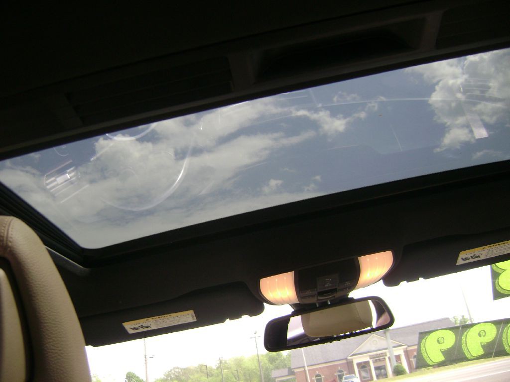 2013 Mercedes-Benz E-Class Image 11