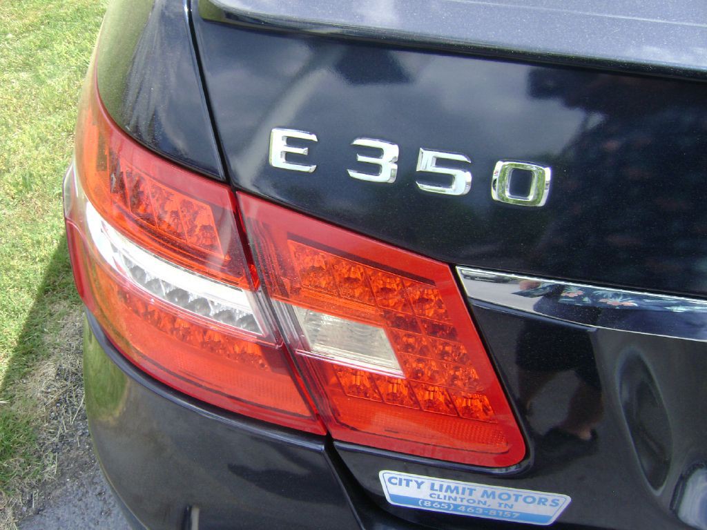 2013 Mercedes-Benz E-Class Image 12