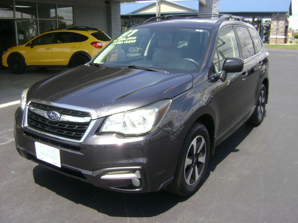 2017 Subaru Forester Image 3