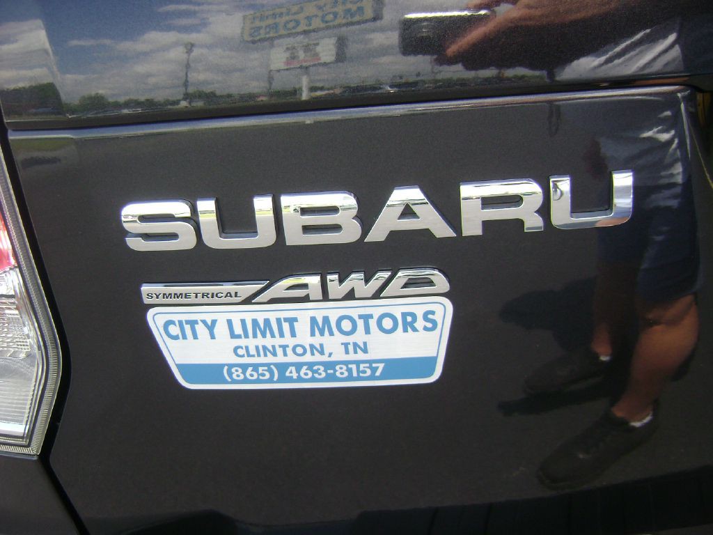 2017 Subaru Forester Image 18