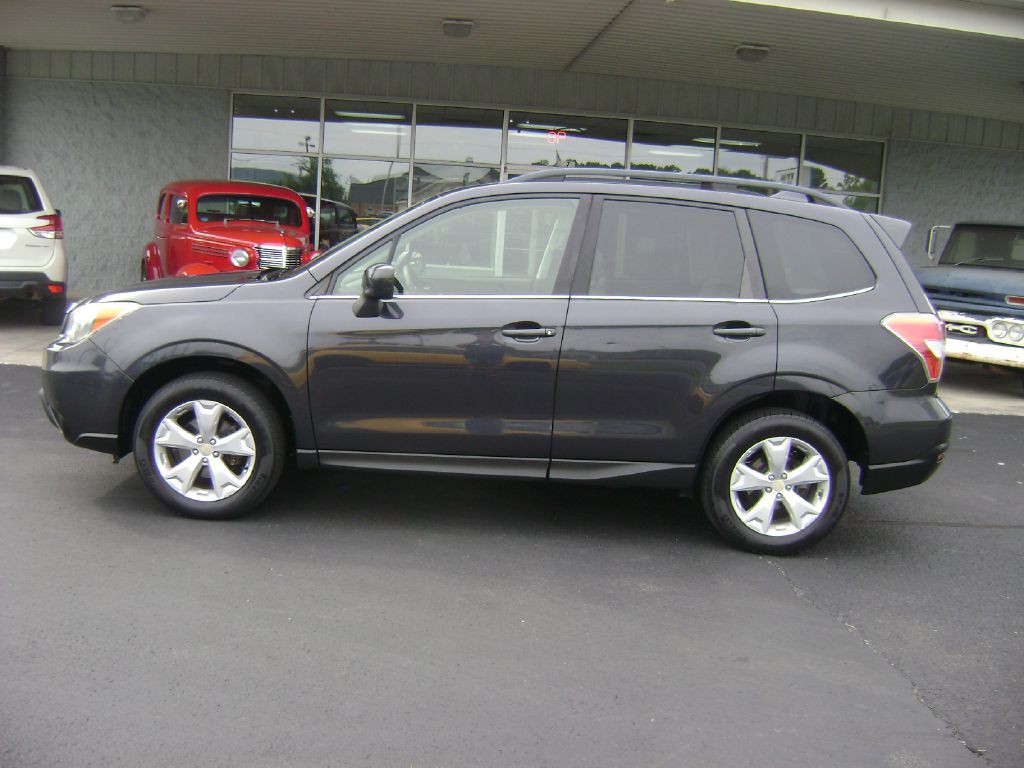 2016 Subaru Forester Image 4