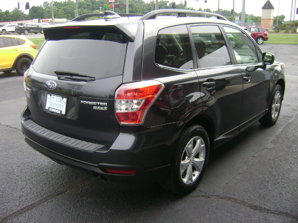 2016 Subaru Forester Image 7