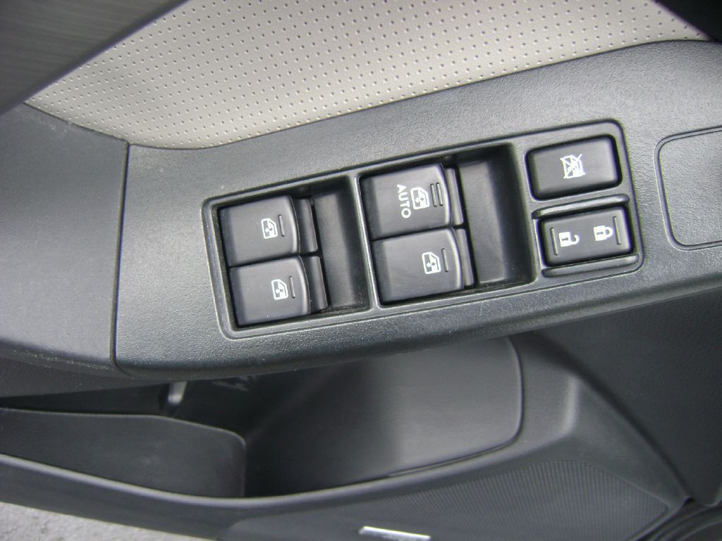 2016 Subaru Forester Image 11