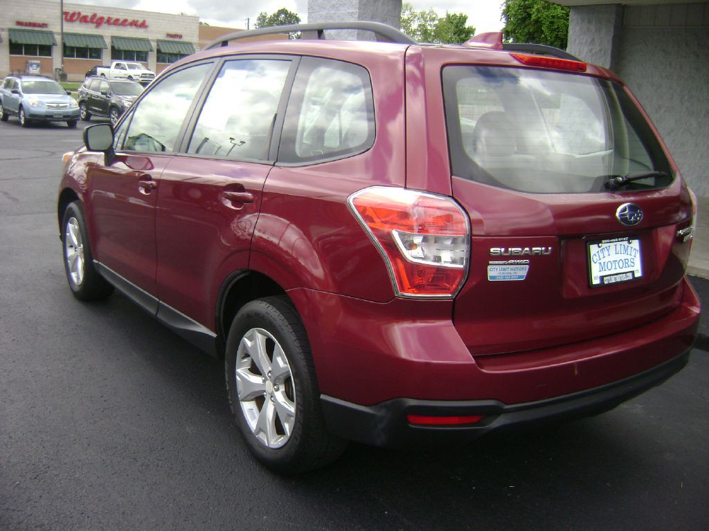 2016 Subaru Forester Image 5
