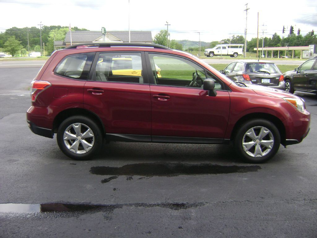 2016 Subaru Forester Image 8