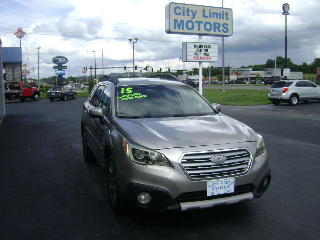 2015 Subaru Outback Image 1