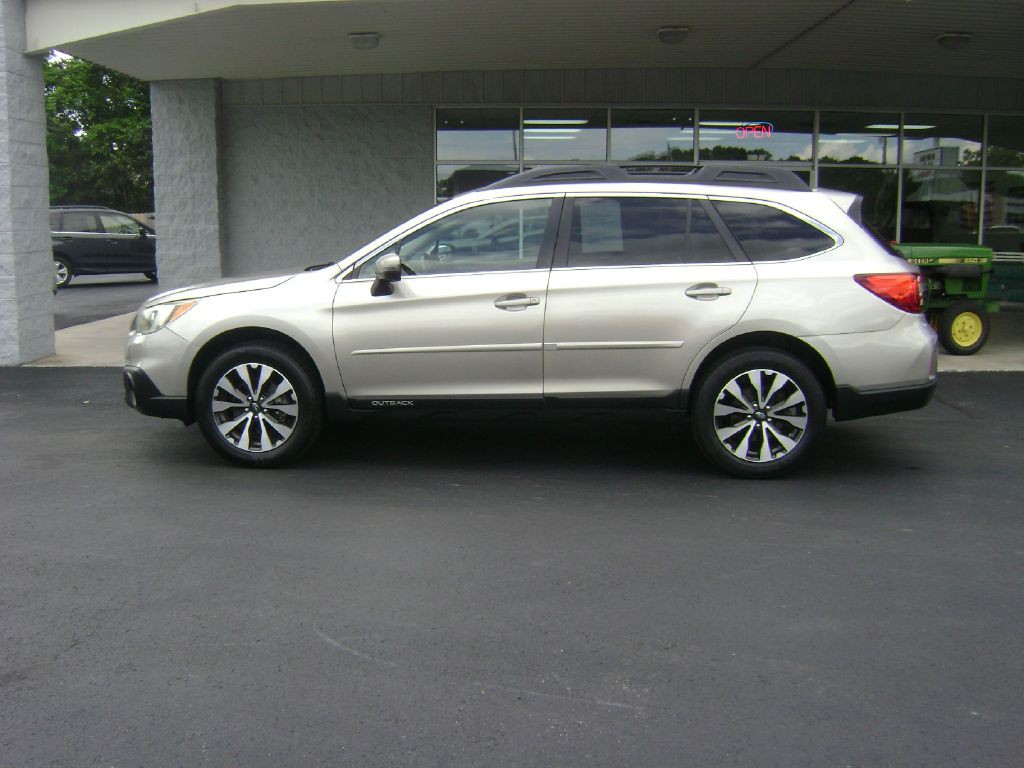 2015 Subaru Outback Image 3