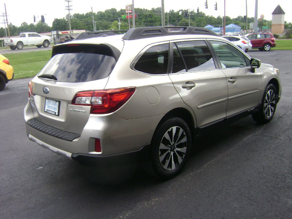 2015 Subaru Outback Image 6