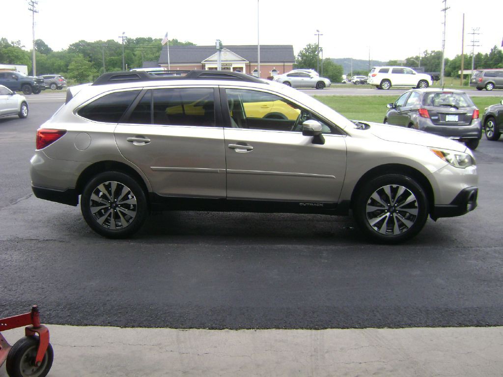 2015 Subaru Outback Image 7