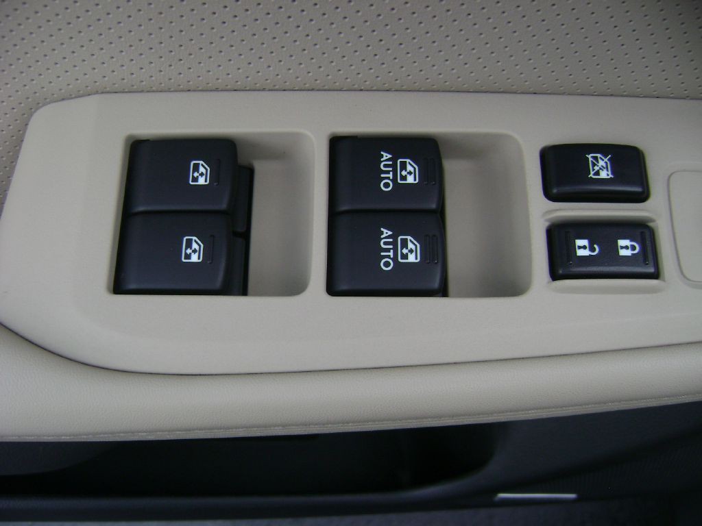 2015 Subaru Outback Image 10