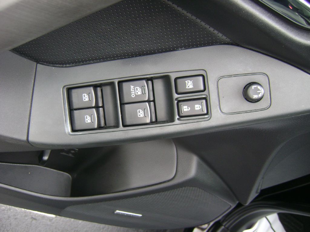 2014 Subaru Forester Image 10