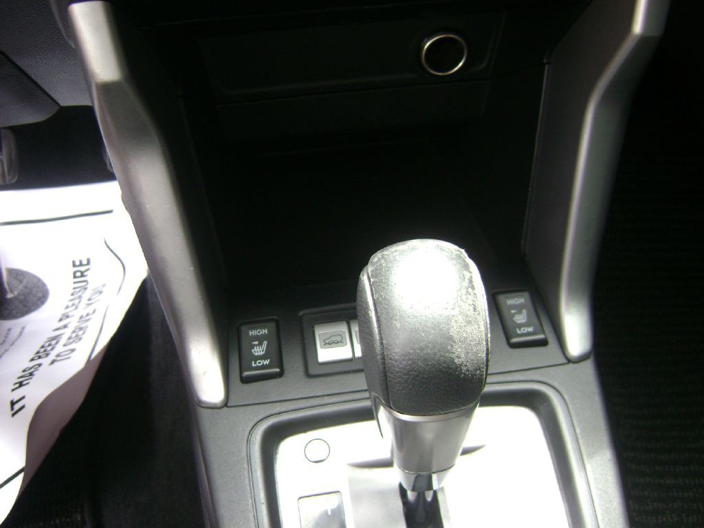 2014 Subaru Forester Image 16