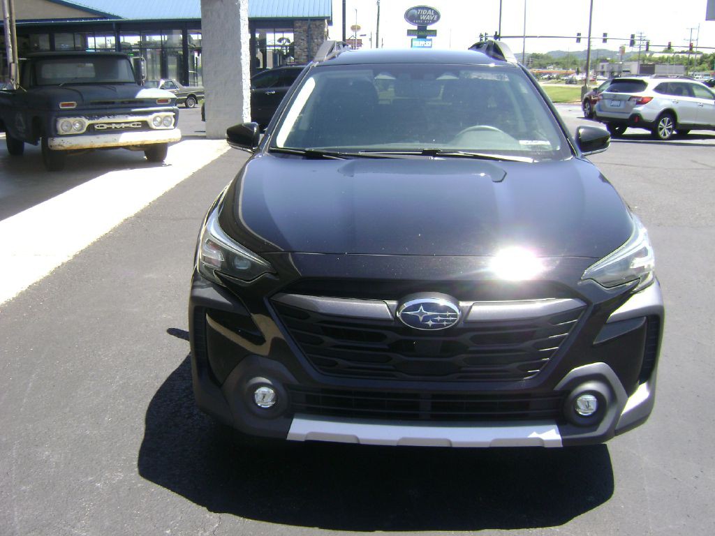 2023 Subaru Outback Image 2