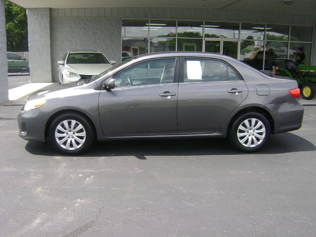 2013 Toyota Corolla Image 4