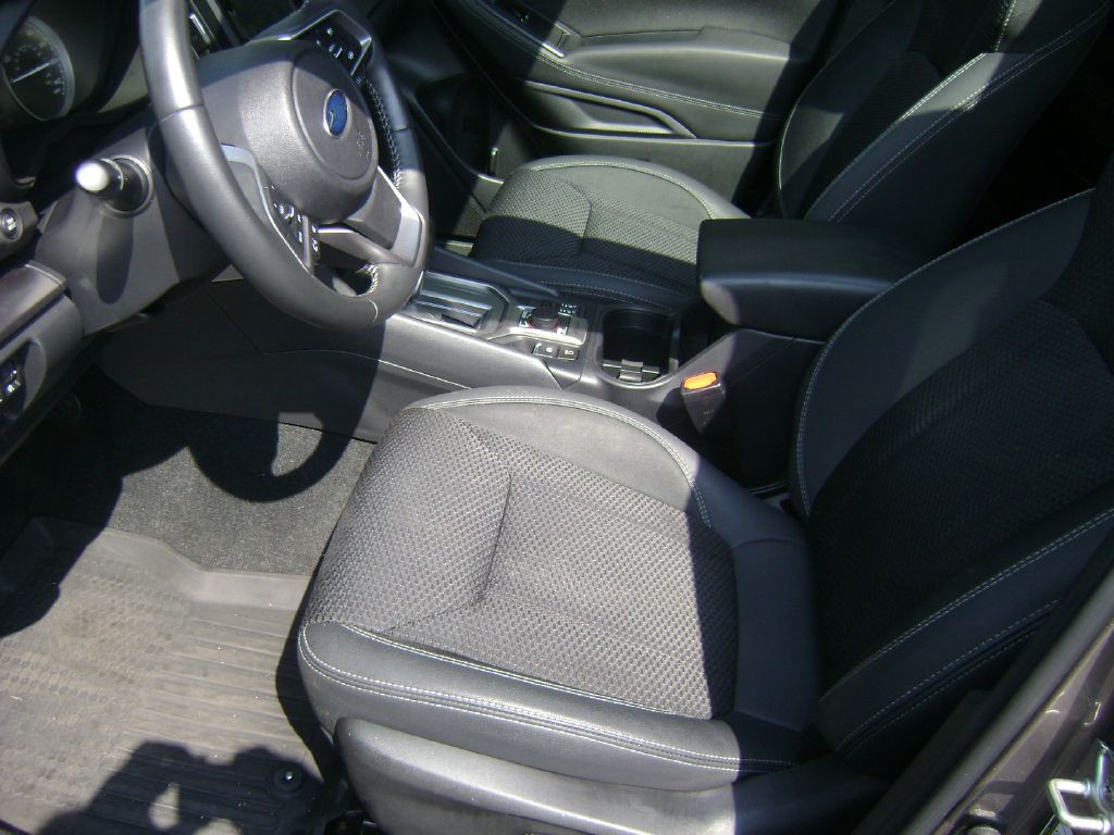 2023 Subaru Forester Image 9