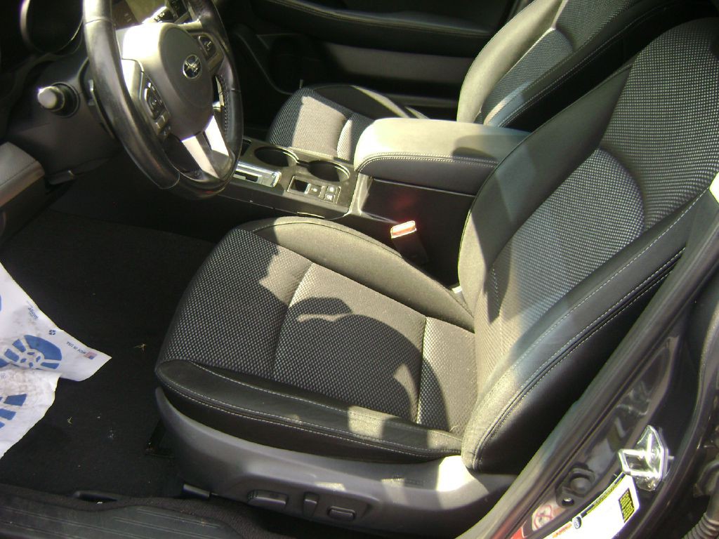 2015 Subaru Outback Image 9