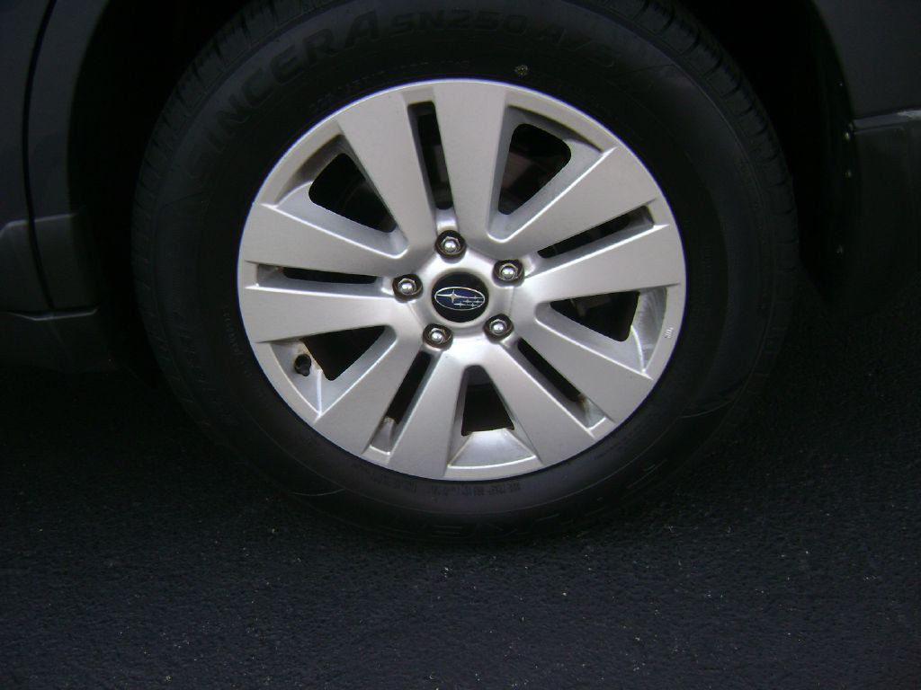 2015 Subaru Outback Image 16