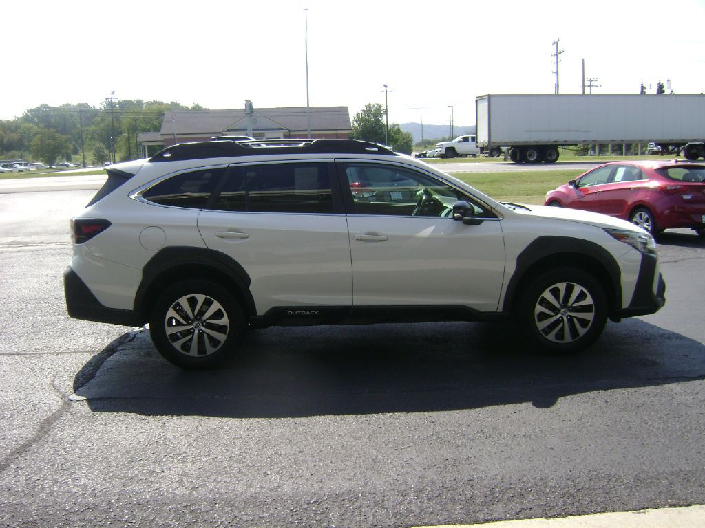 2024 Subaru Outback Image 8