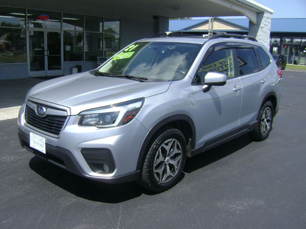 2021 Subaru Forester Image 3