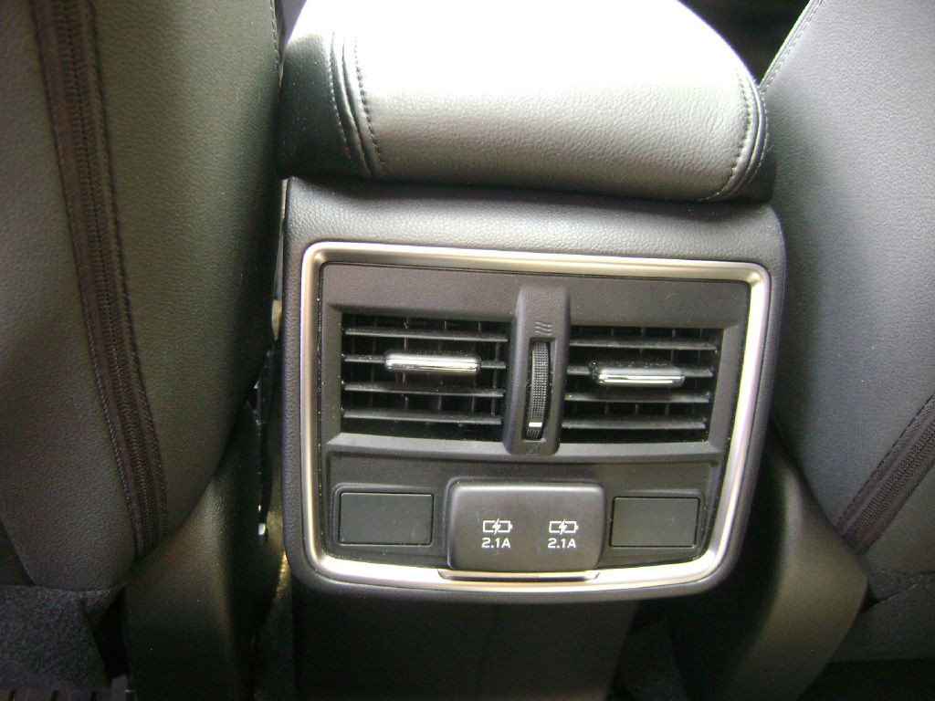 2021 Subaru Forester Image 15