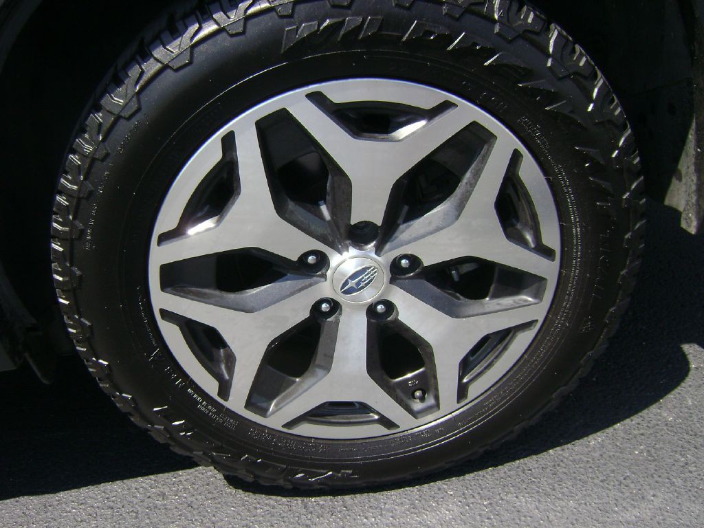 2021 Subaru Forester Image 21