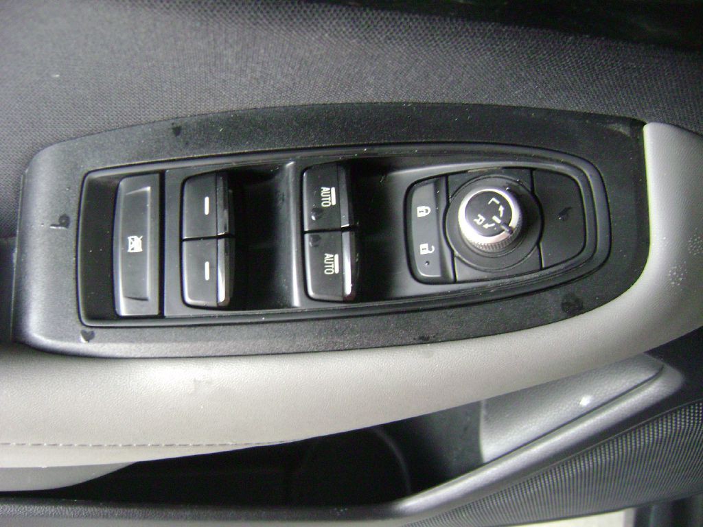 2020 Subaru Outback Image 11